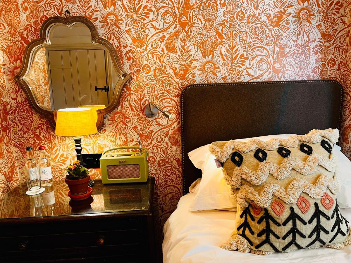 The Red Lion Inn Long Compton Esterno foto