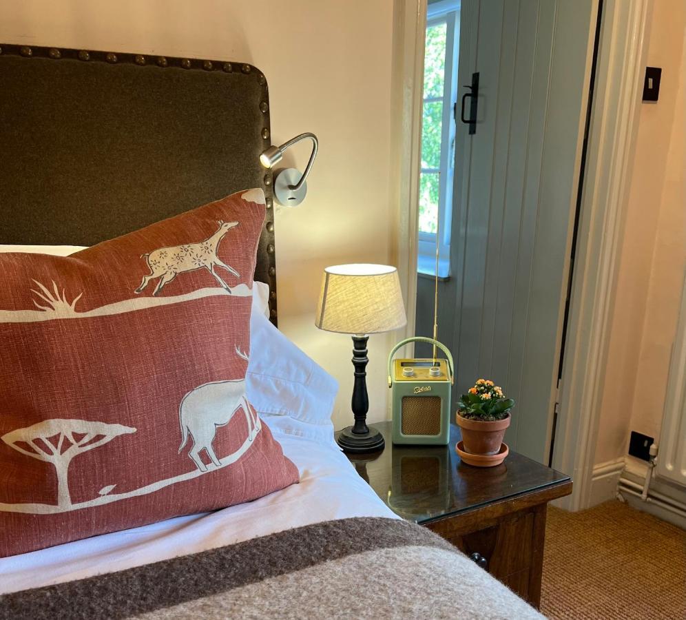 The Red Lion Inn Long Compton Esterno foto