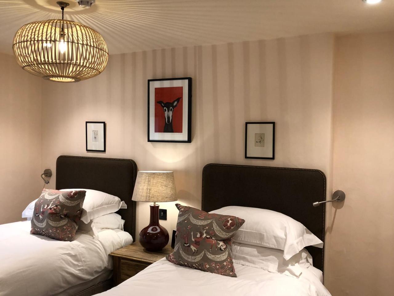 The Red Lion Inn Long Compton Esterno foto